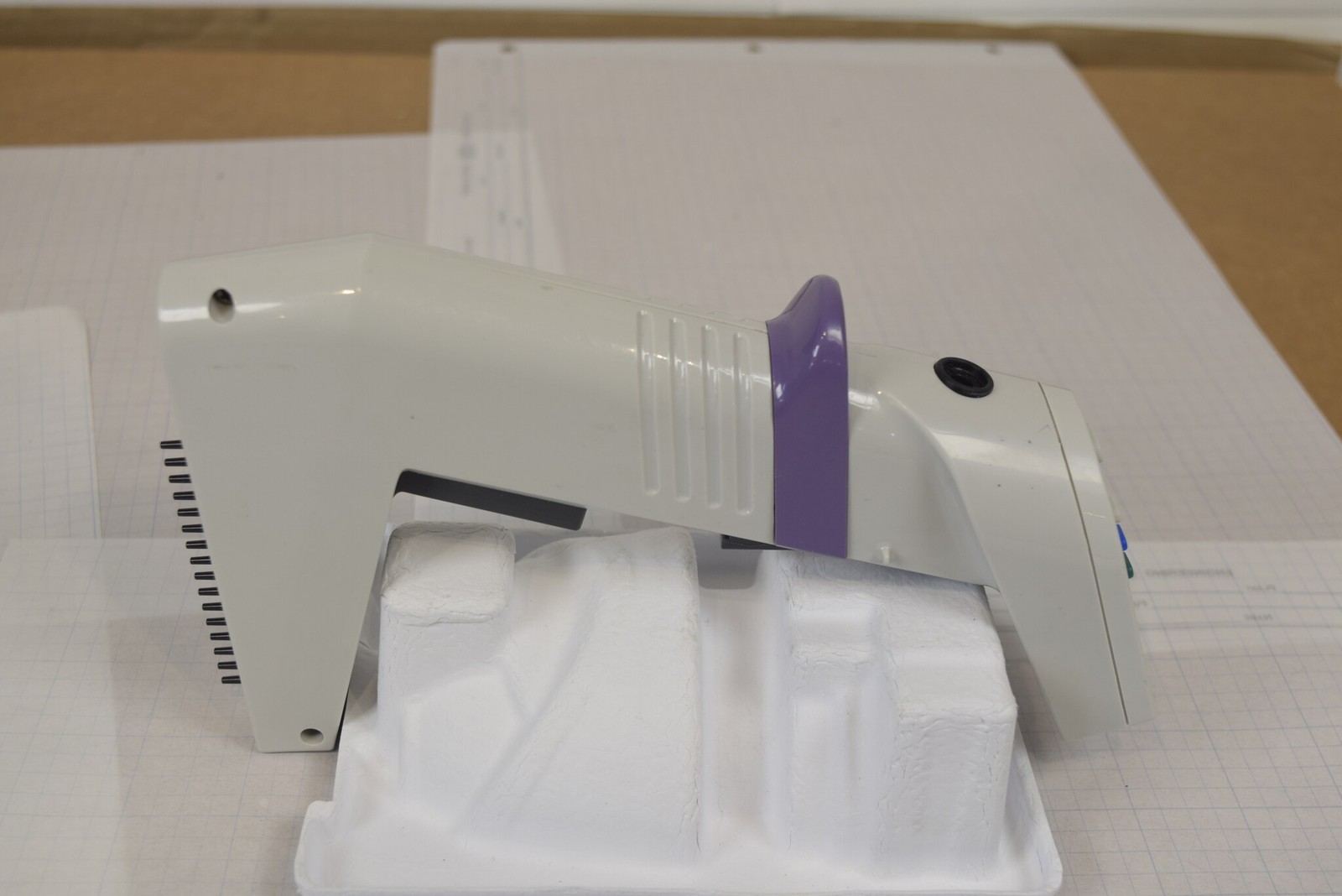 Thermo Matrix 16-Channel 30uL Electronic Pipette - Motor Grind, For Parts/Repair