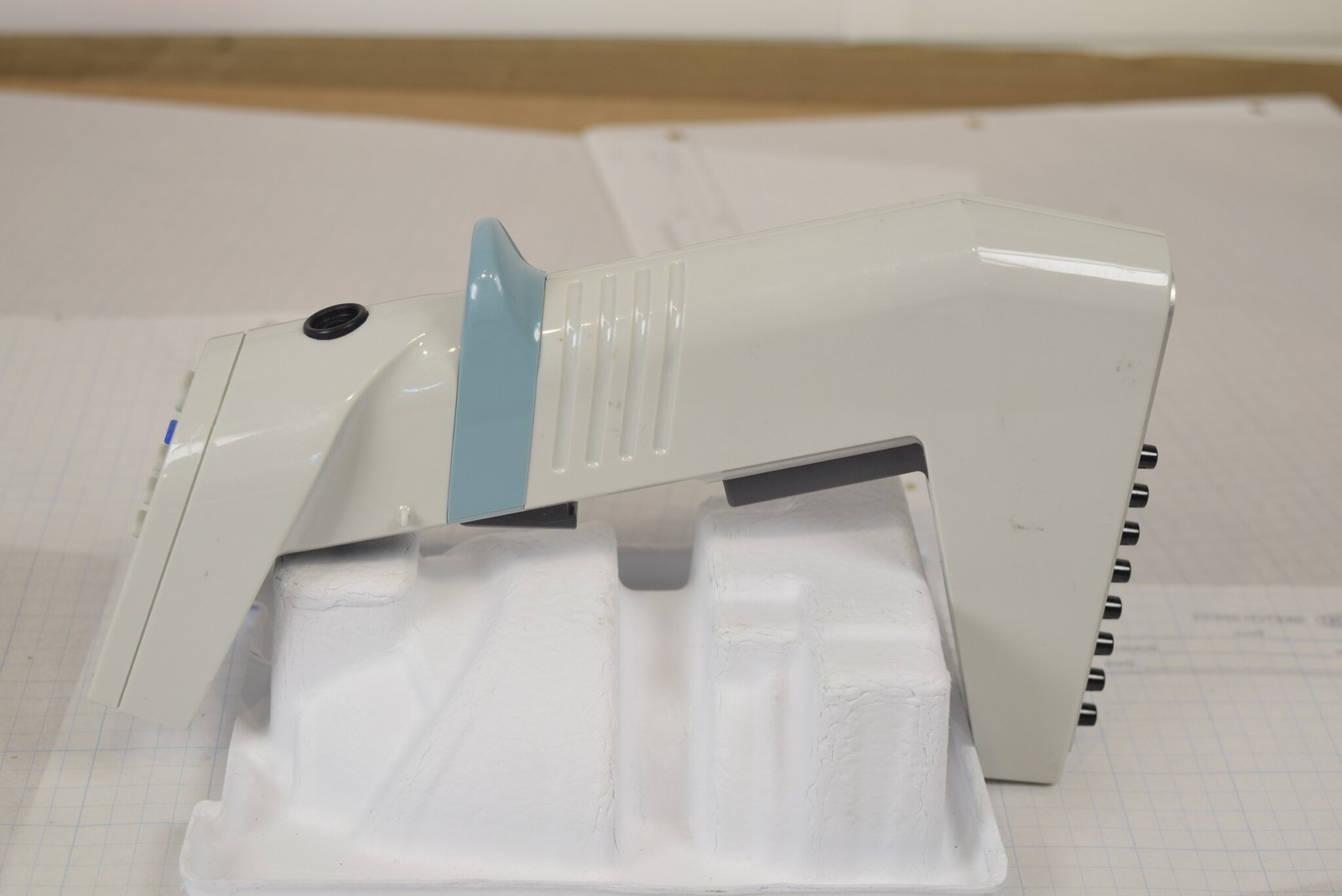 Thermo Matrix 8-Channel 250uL Electronic Pipette - No Battery, For Parts