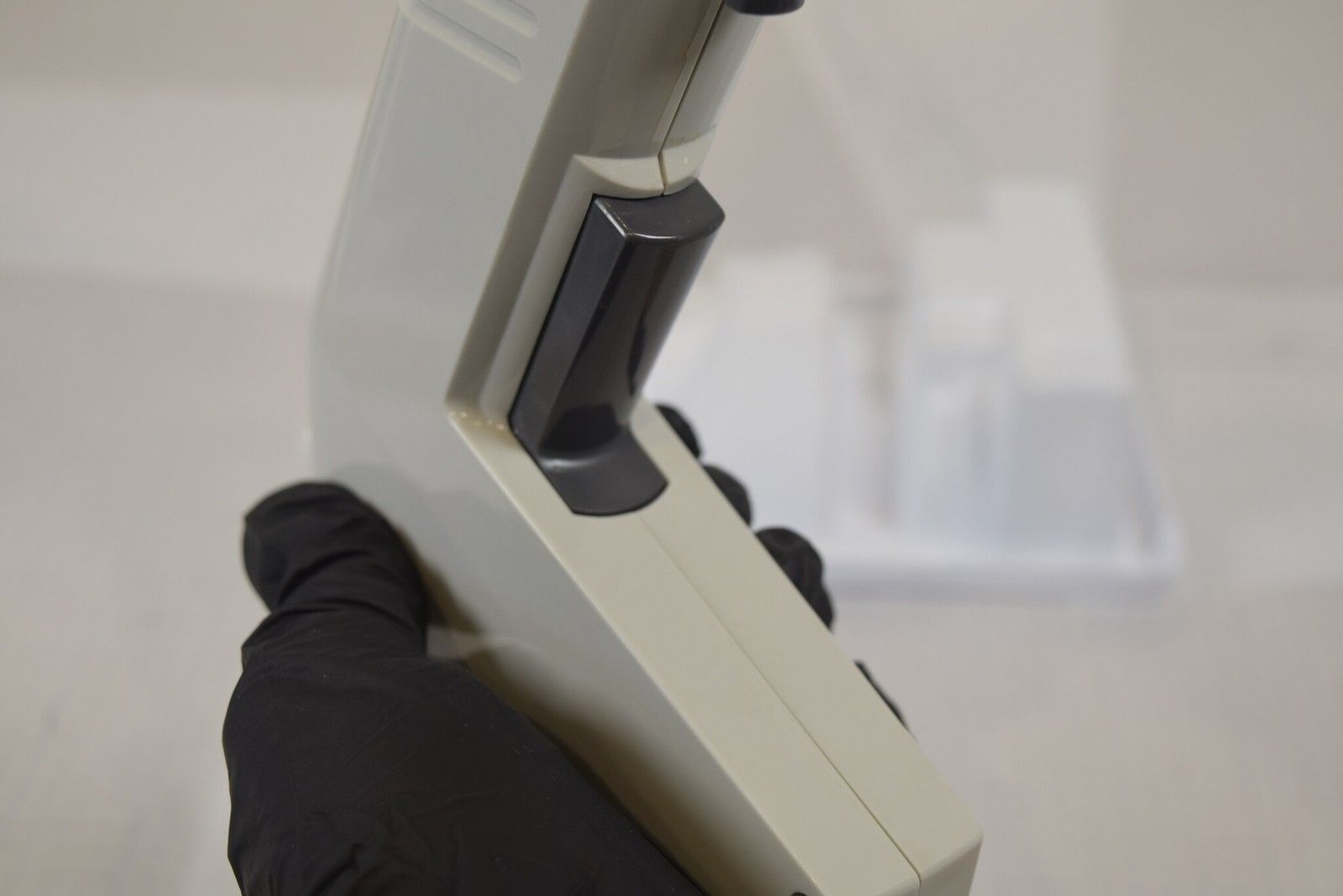 Thermo Matrix 8-Channel 125uL Adjustable Spacing Pipette - Tested, No Charger