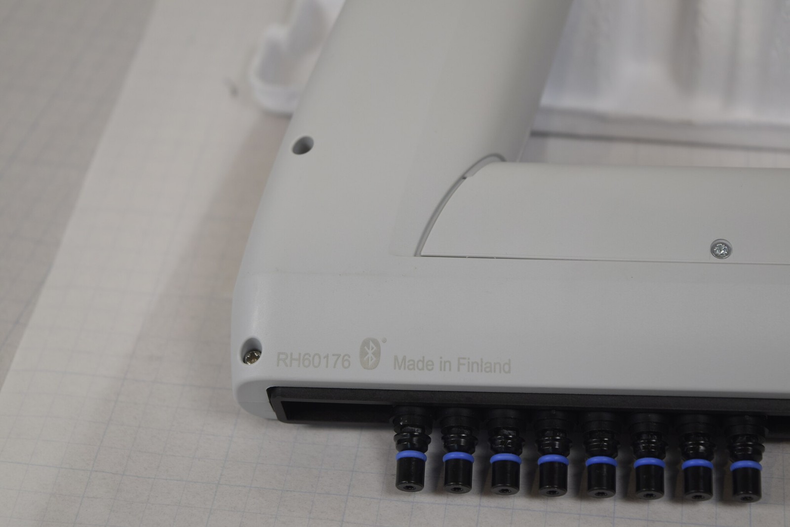 Thermo E1-ClipTip Bluetooth 8-Channel Pipette 15-1250uL - Tested, No Battery