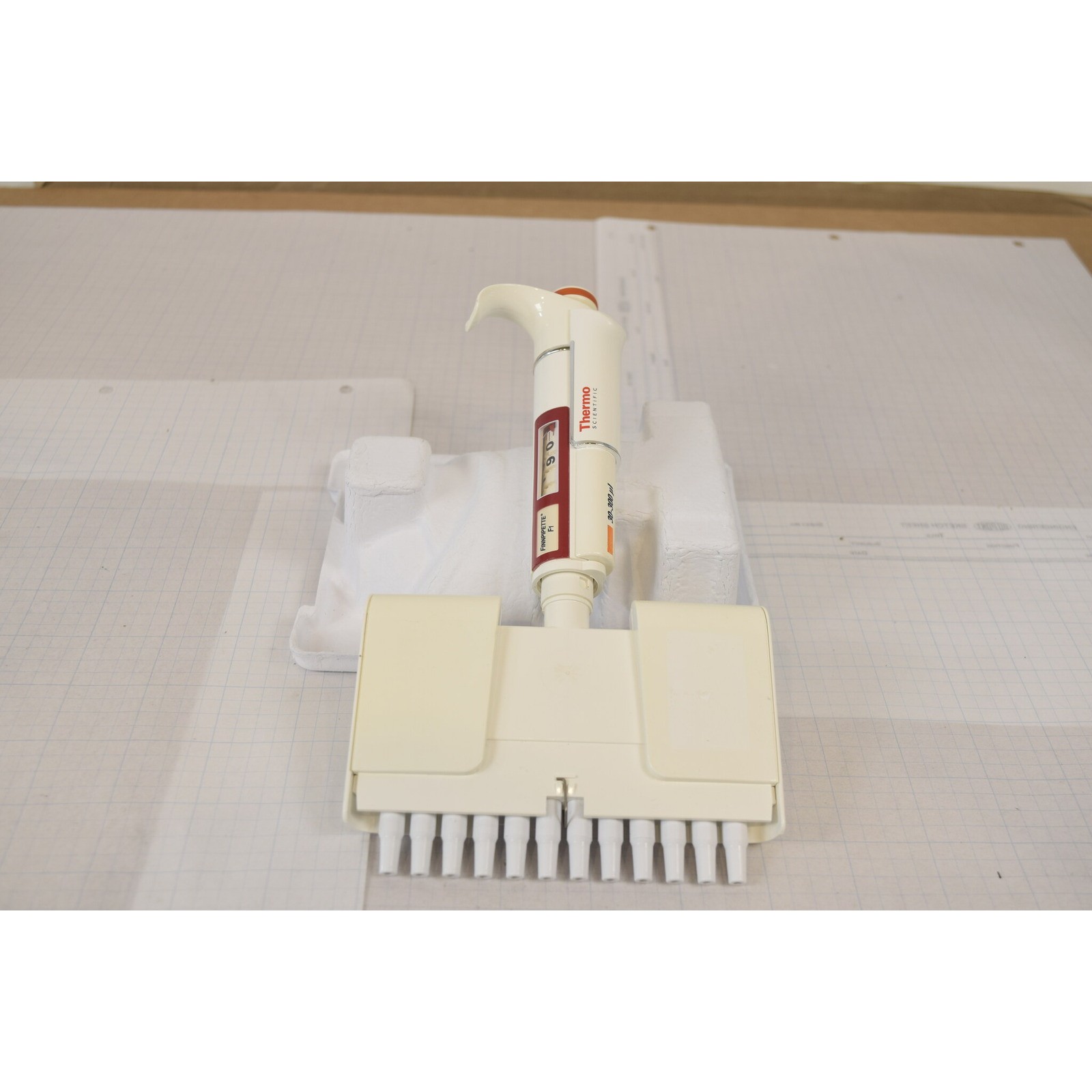 Thermo Finnpipette F1 12-Channel 30-300uL Pipette - Missing Ejector, For Parts