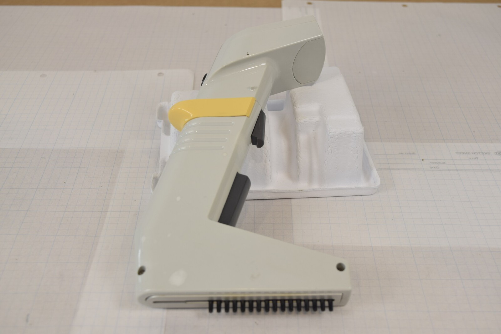 Matrix Impact2 16-Ch 125uL Pipette - Won't Turn On, Cracked Barrel, For Parts