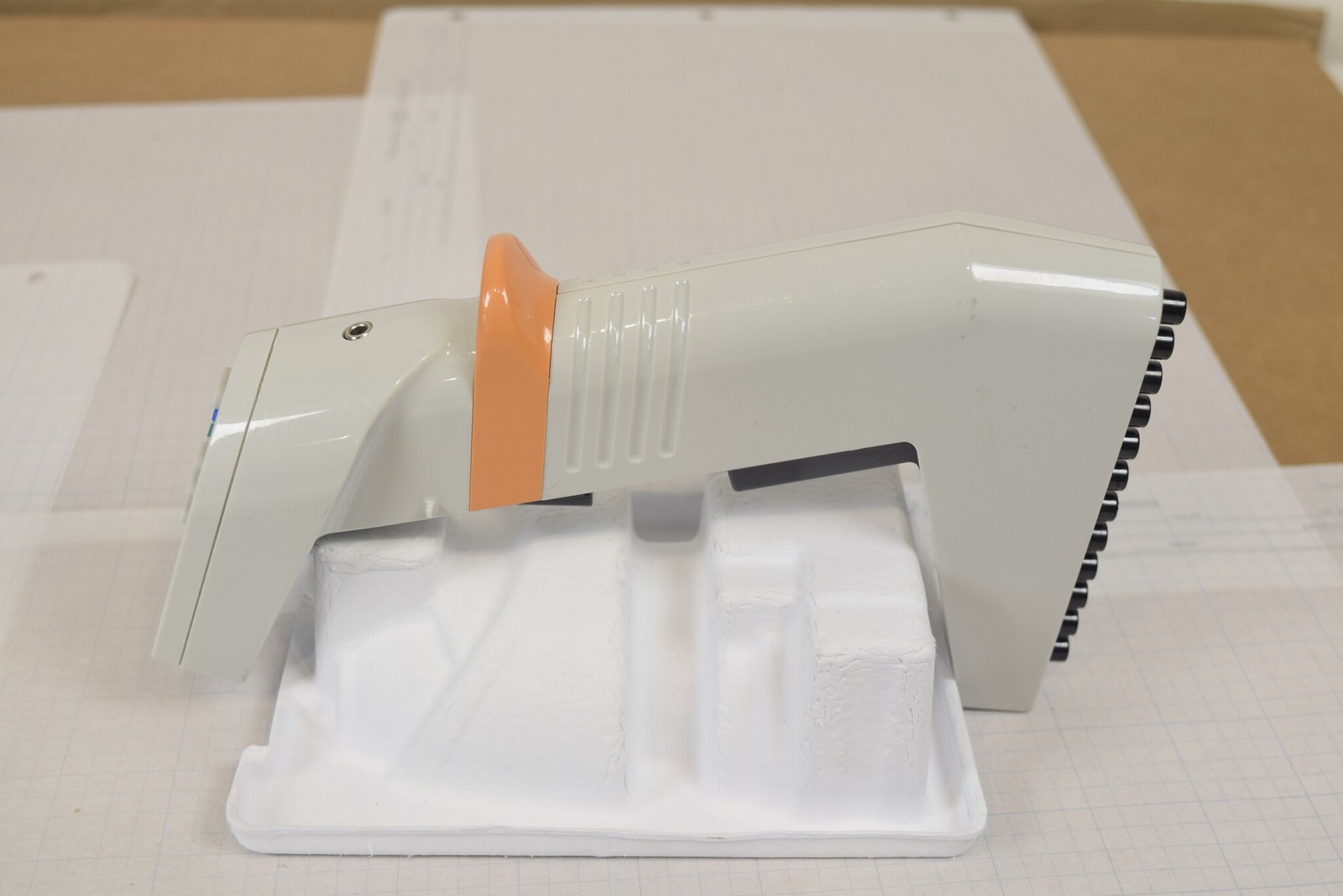 Matrix Impact2 12-Channel 850uL Electronic Pipette - Tested, Stiff Ejector