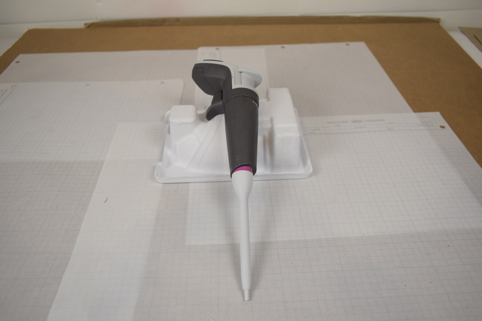 Thermo Finnpipette Novus 1-10uL Single Channel Electronic Pipette - No Charger