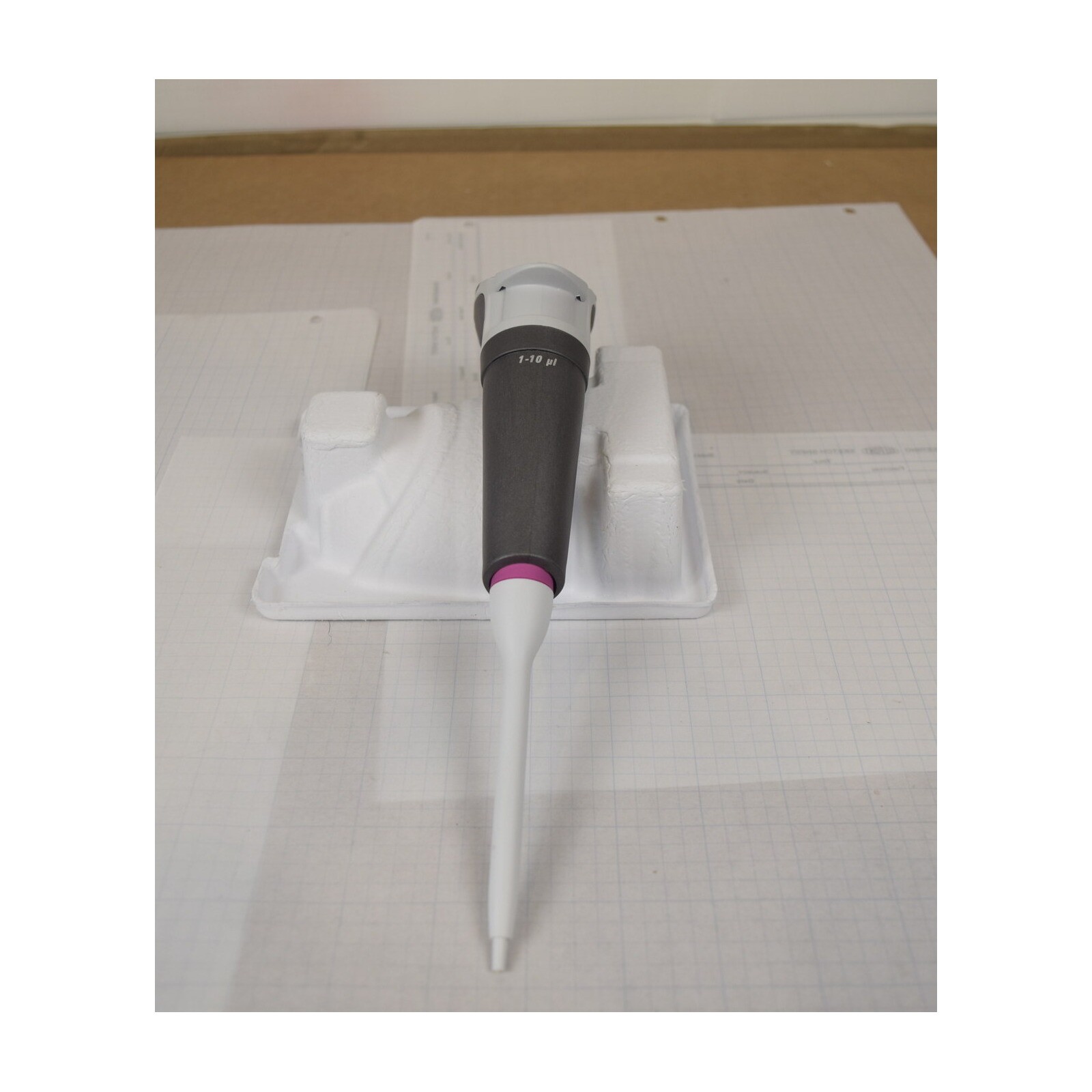 Thermo Finnpipette Novus 1-10uL Single Channel Electronic Pipette - No Charger