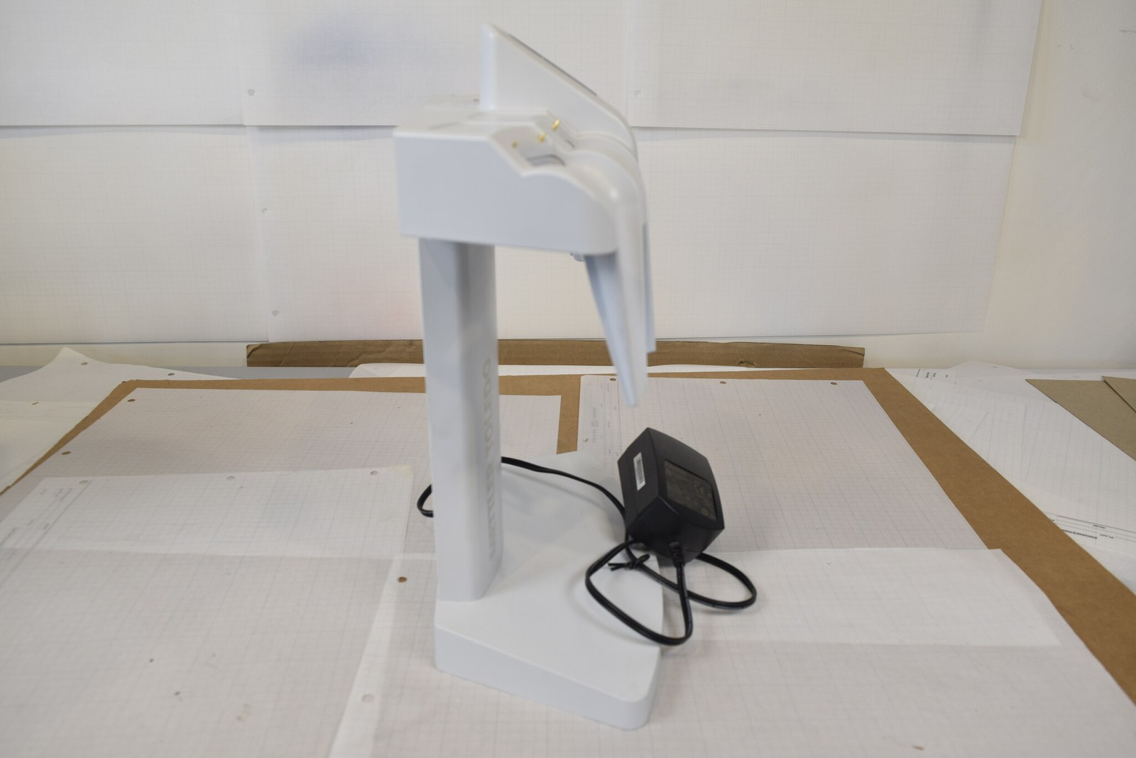 Rainin SmartStand SCS-B 4-Place Pipette Charging Stand 30312897 + Power Supply
