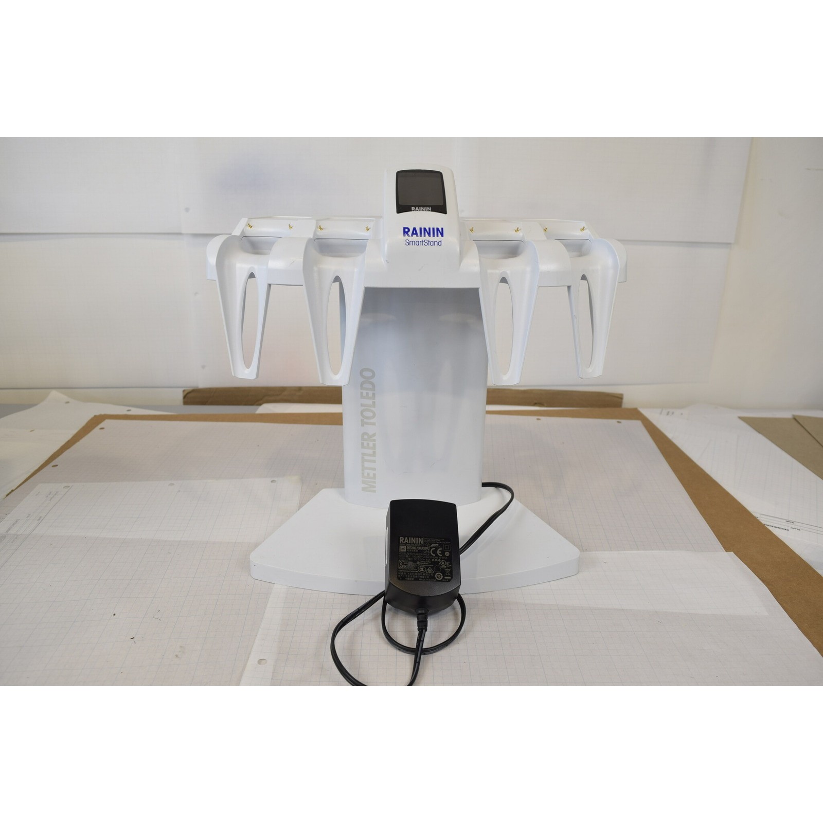 Rainin SmartStand SCS-B 4-Place Pipette Charging Stand 30312897 + Power Supply