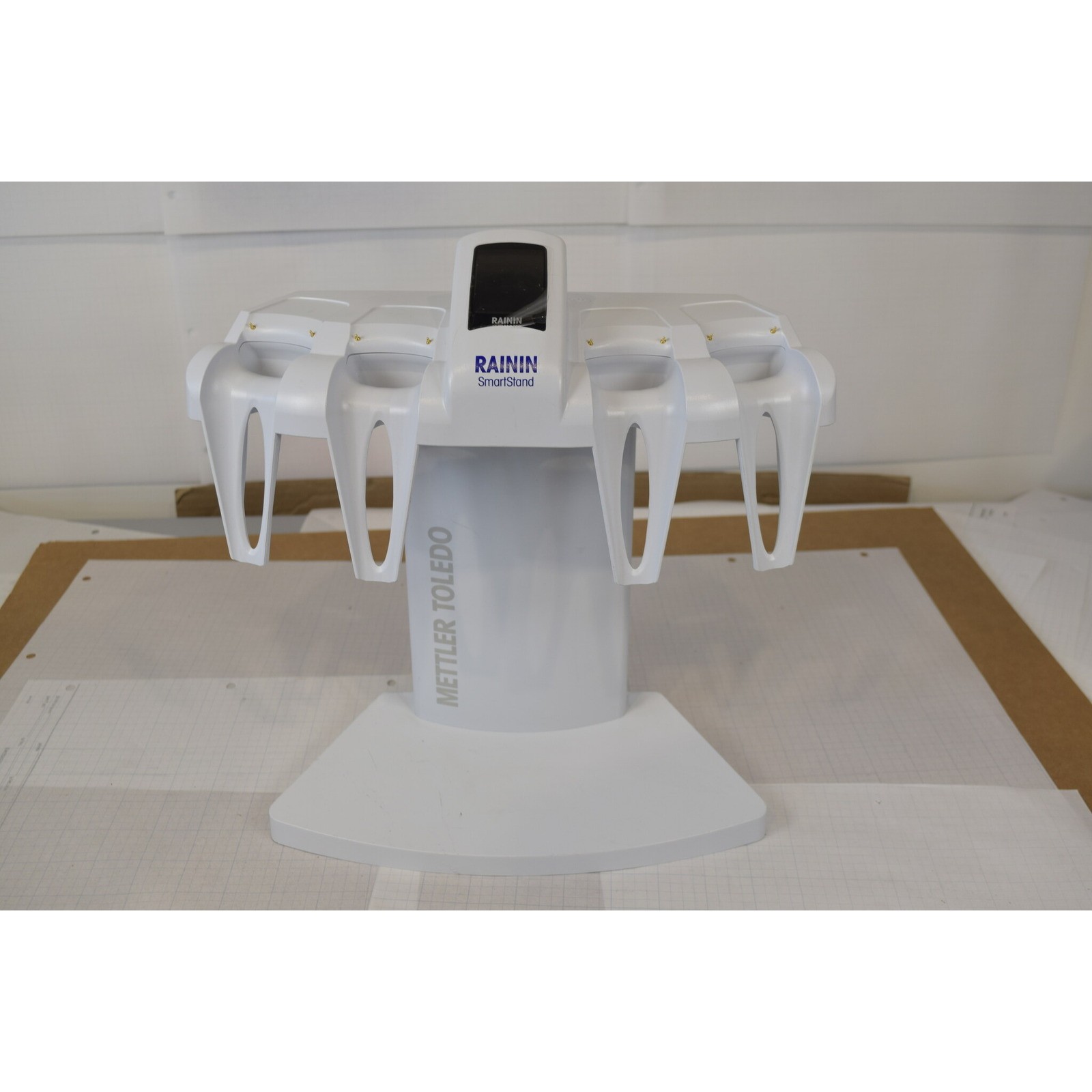 Rainin SmartStand SCS-B 4-Place Pipette Charging Stand - Won't Charge, For Parts