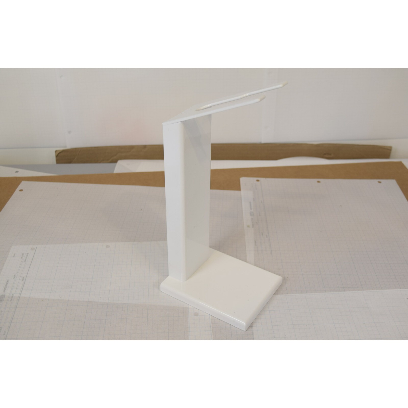 Matrix Technologies Single-Place Metal Pipette Bench Stand - White (Qty 4)