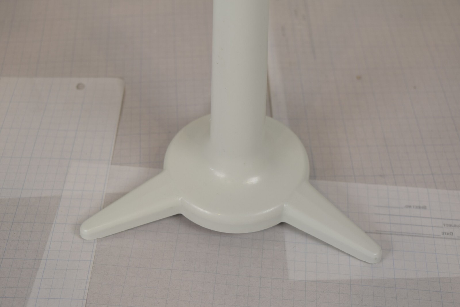 Gilson Carrousel 7-Place Rotating Pipette Stand - 15.5 in, Spins Freely