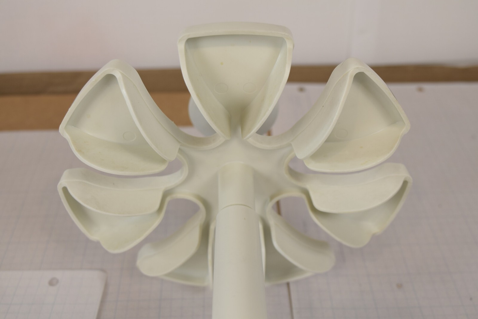 Gilson Carrousel 7-Place Rotating Pipette Stand - 14.5 in, Slight Spin Drag