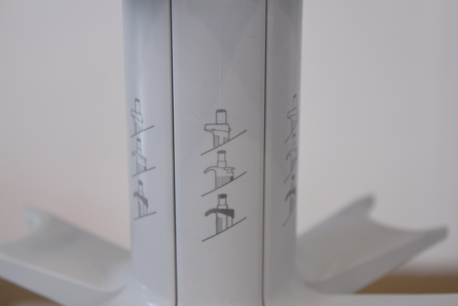 Eppendorf 6-Place Rotating Pipette Carousel Stand - Passive, Non-Charging