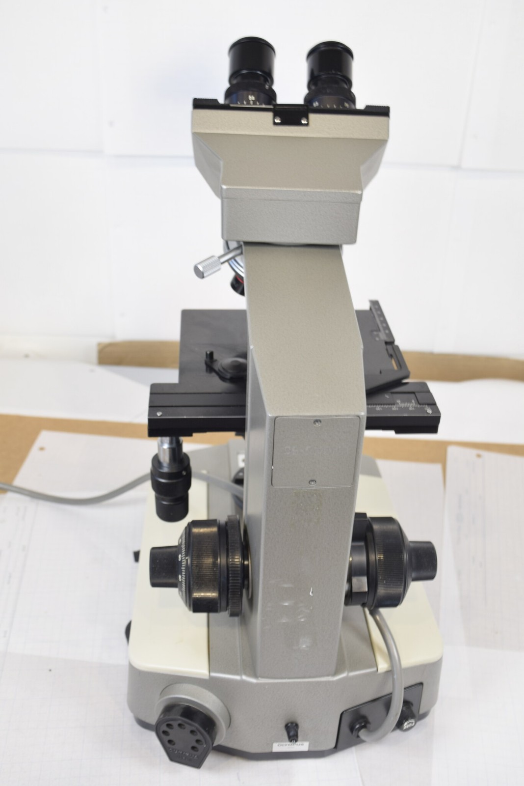 Olympus BHC Binocular Microscope, 4 Objectives 4x-100x Oil, 10x Eyepieces, Cover