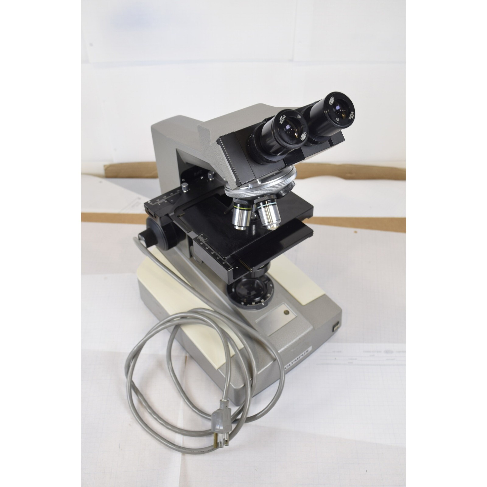 Olympus BHC Binocular Microscope, 4 Objectives 4x-100x Oil, 10x Eyepieces, Cover