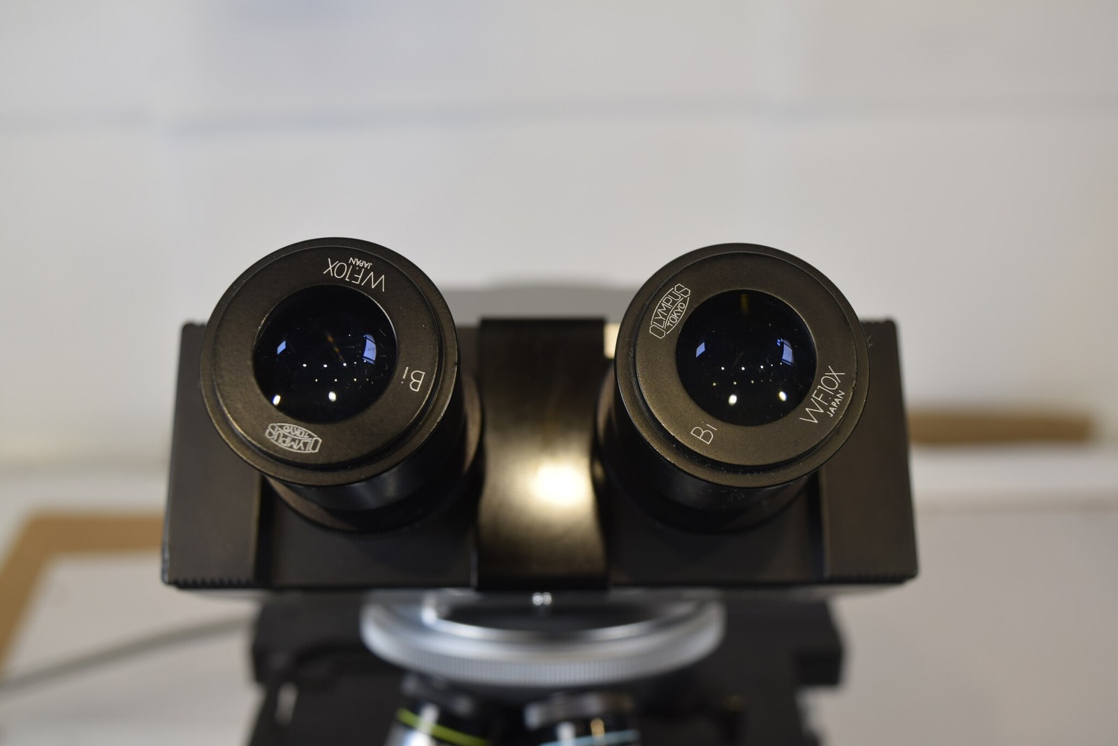 Olympus BHC Binocular Microscope, 4 Objectives 4x-100x Oil, 10x Eyepieces, Cover