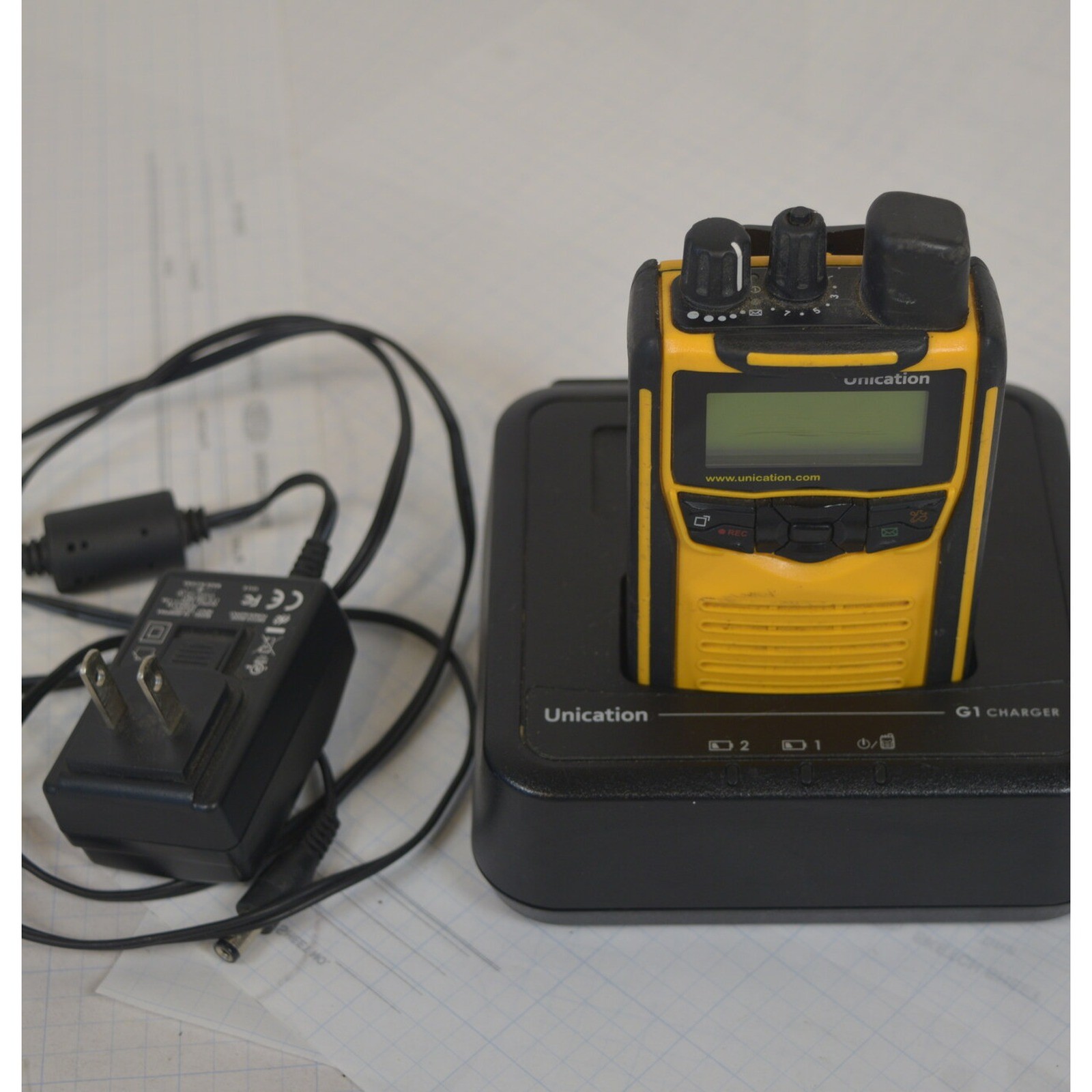 Unication G1 VHF 148-164 MHz Voice Pager AG185BX1 + G1 Charger + Power Supply