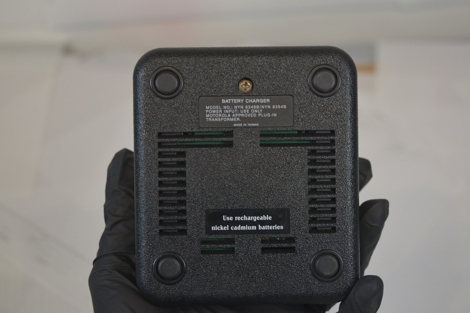 Motorola Minitor IV VHF 155.05MHz Voice Pager A03KUS7238BC Tested - Charger Dead