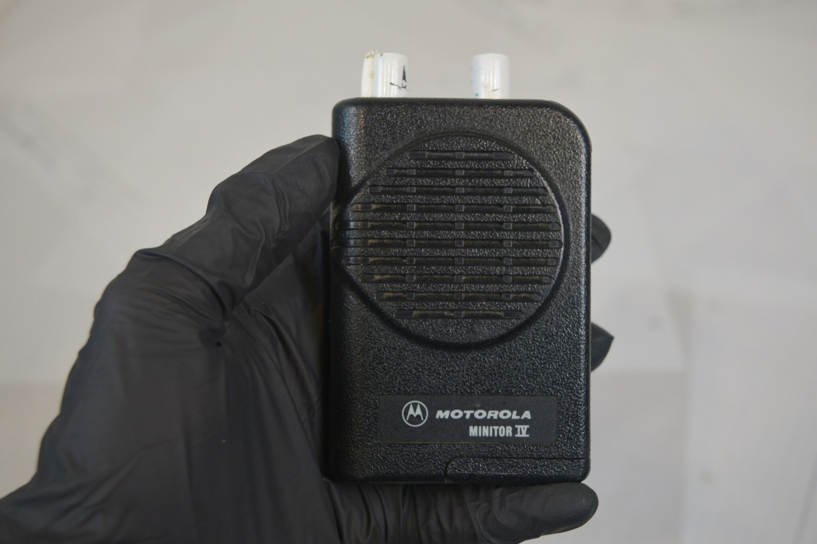 Motorola Minitor IV VHF Voice Pager A03KUS7238BC w/ Charger + Adapter - Tested