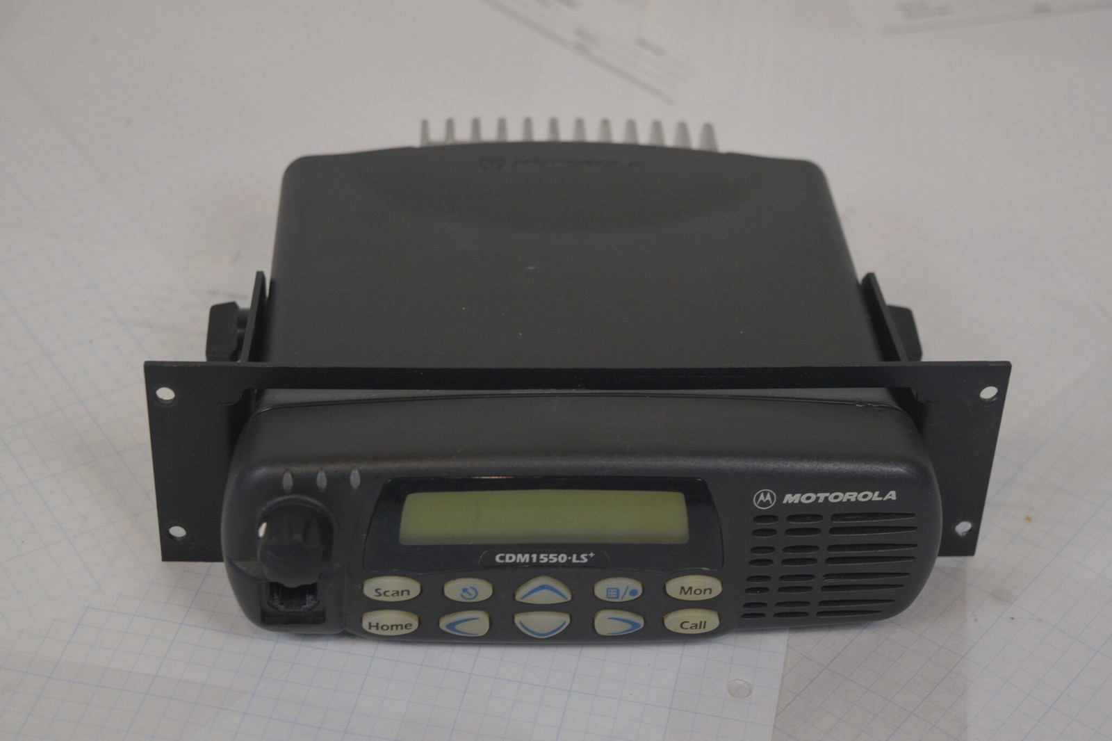Motorola CDM1550 UHF 450-512MHz Mobile Radio AAM25SKF9DP6AN Head + Bracket RX OK