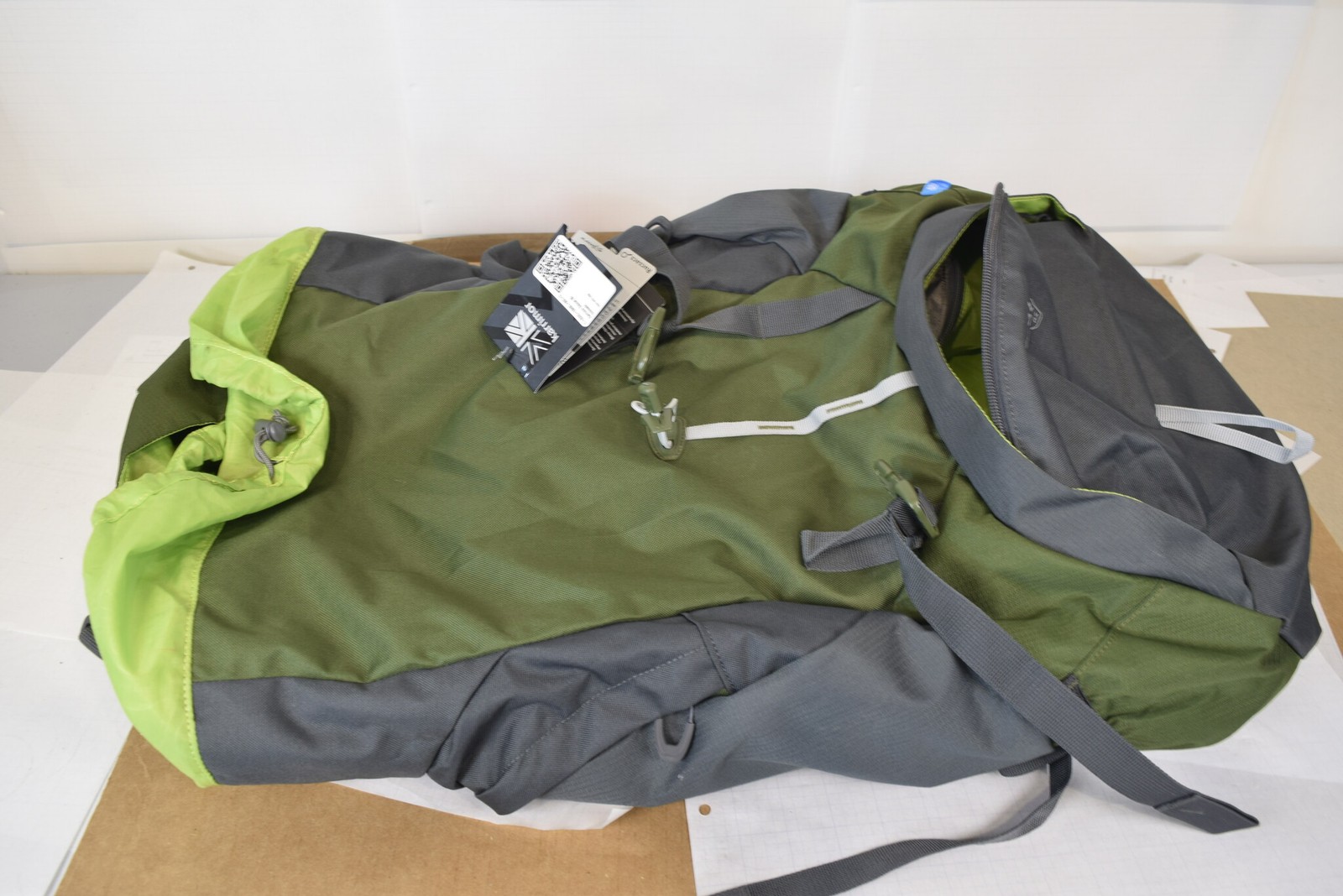 Karrimor Bobcat 65 Rucksack 65L Hiking Backpack Green/Grey - New With Tags