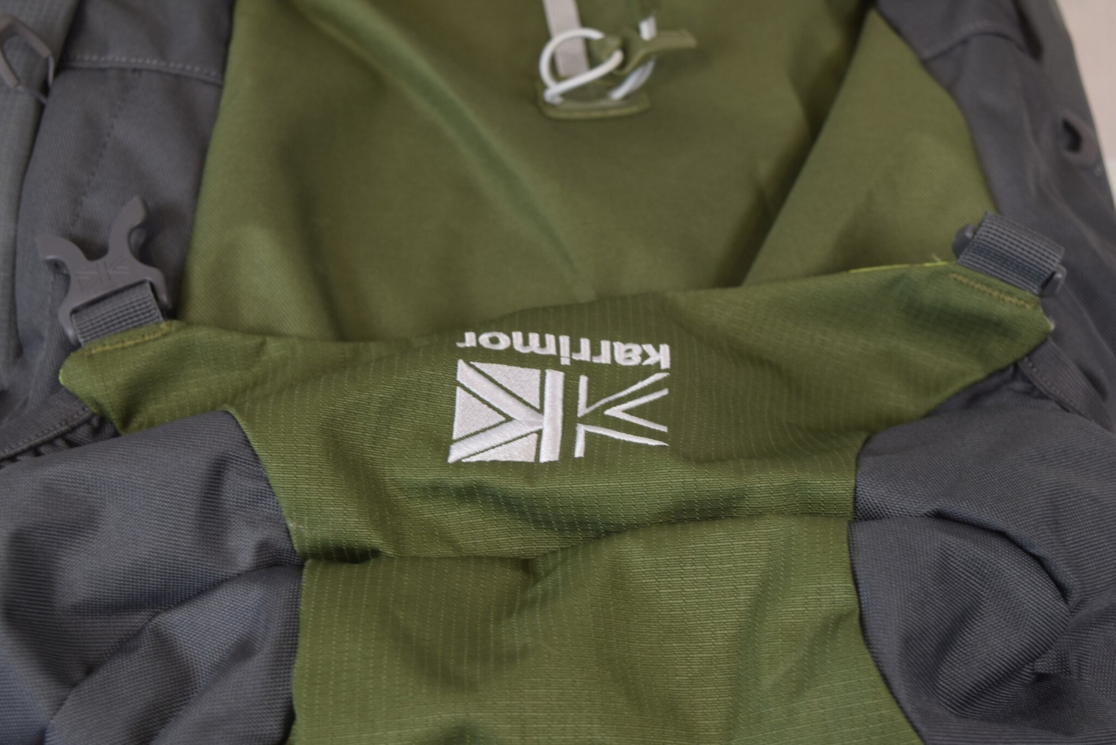 Karrimor Bobcat 65 Rucksack 65L Hiking Backpack Green/Grey - New With Tags