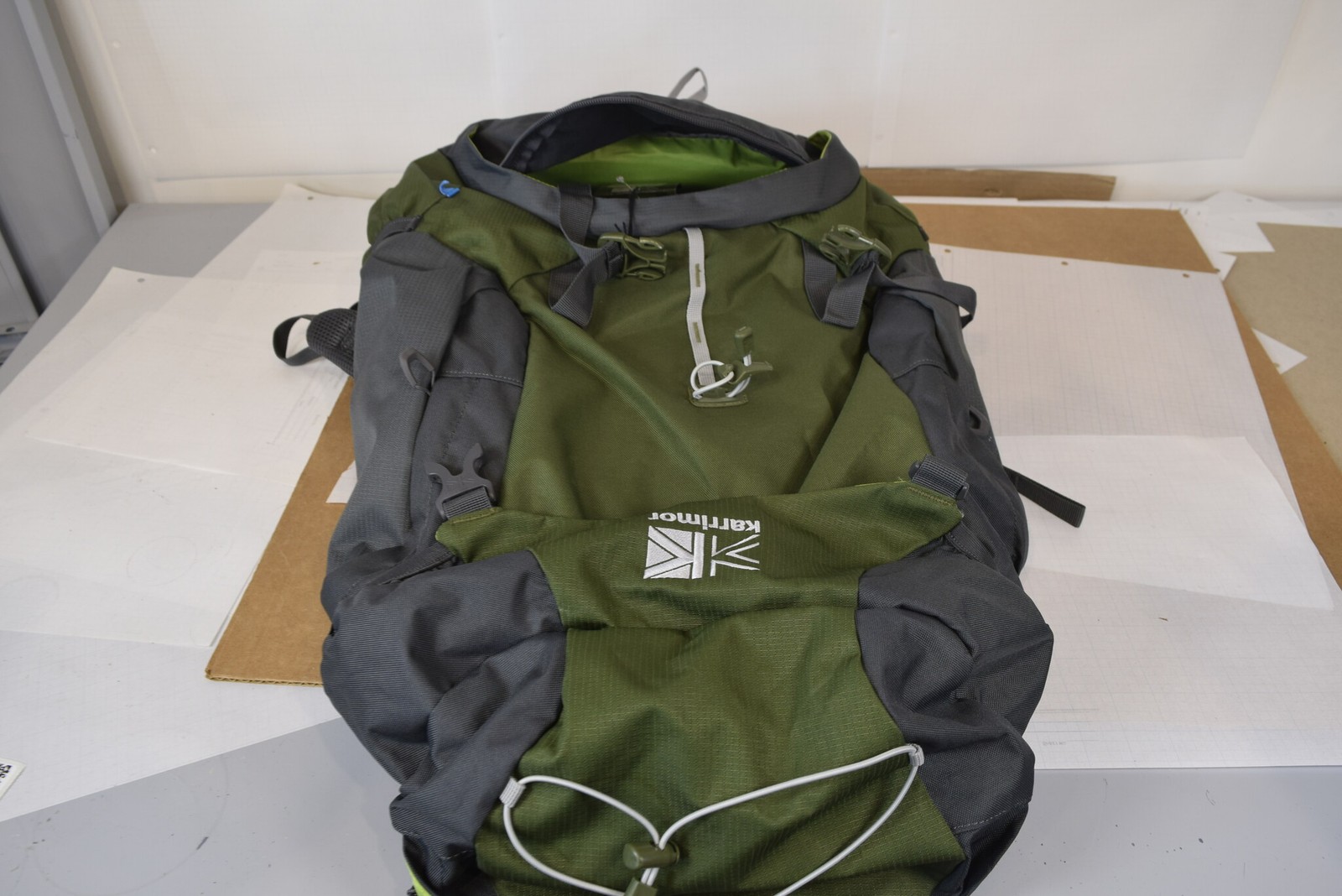 Karrimor Bobcat 65 Rucksack 65L Hiking Backpack Green/Grey - New With Tags