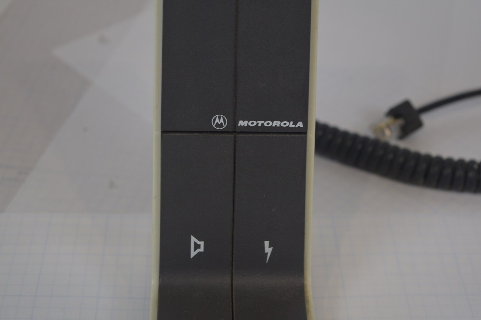 Vintage 1994 Motorola HMN1038BZ Desk Microphone RJ45 Plug Beige Base Station Mic