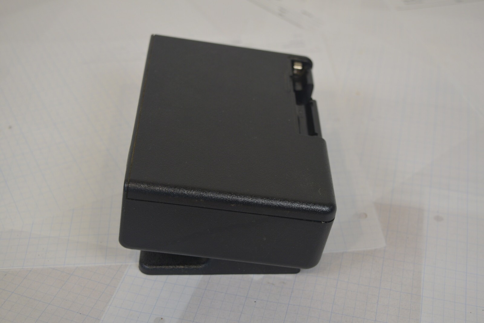 Motorola NYN8348A Minitor IV Amplified Charger + NRN4987A 12V Supply - No Knob