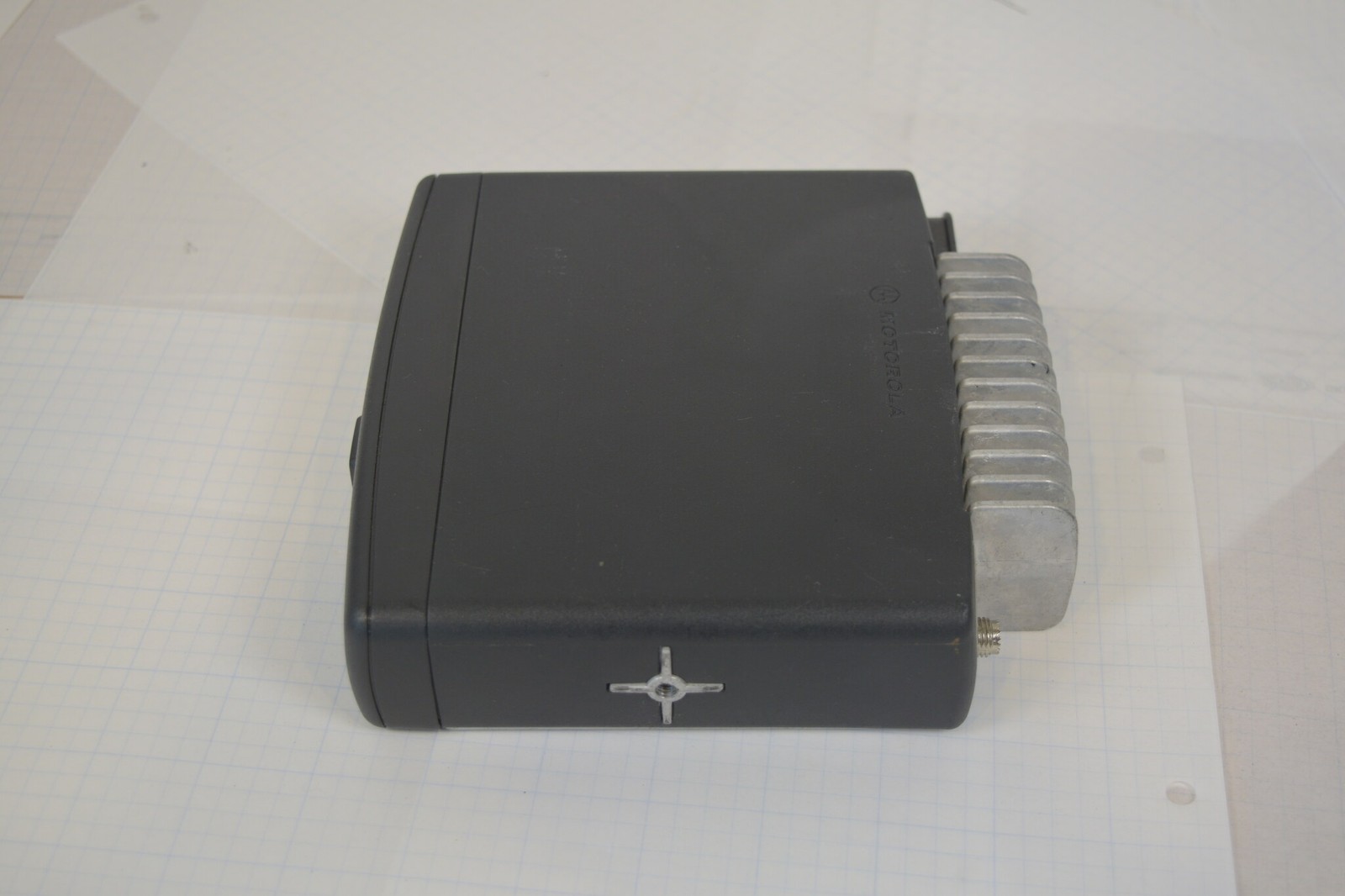 Motorola CDM1550 LS+ UHF 450-512MHz Remote Mount AAM25SKF9DP6AN Head Mic RX OK