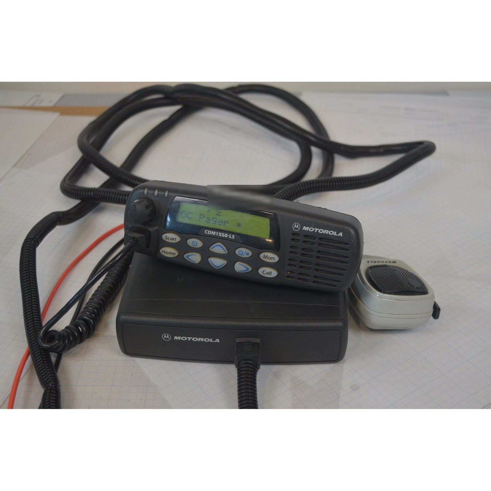 Motorola CDM1550 LS+ UHF 450-512MHz Remote Mount AAM25SKF9DP6AN Head Mic RX OK