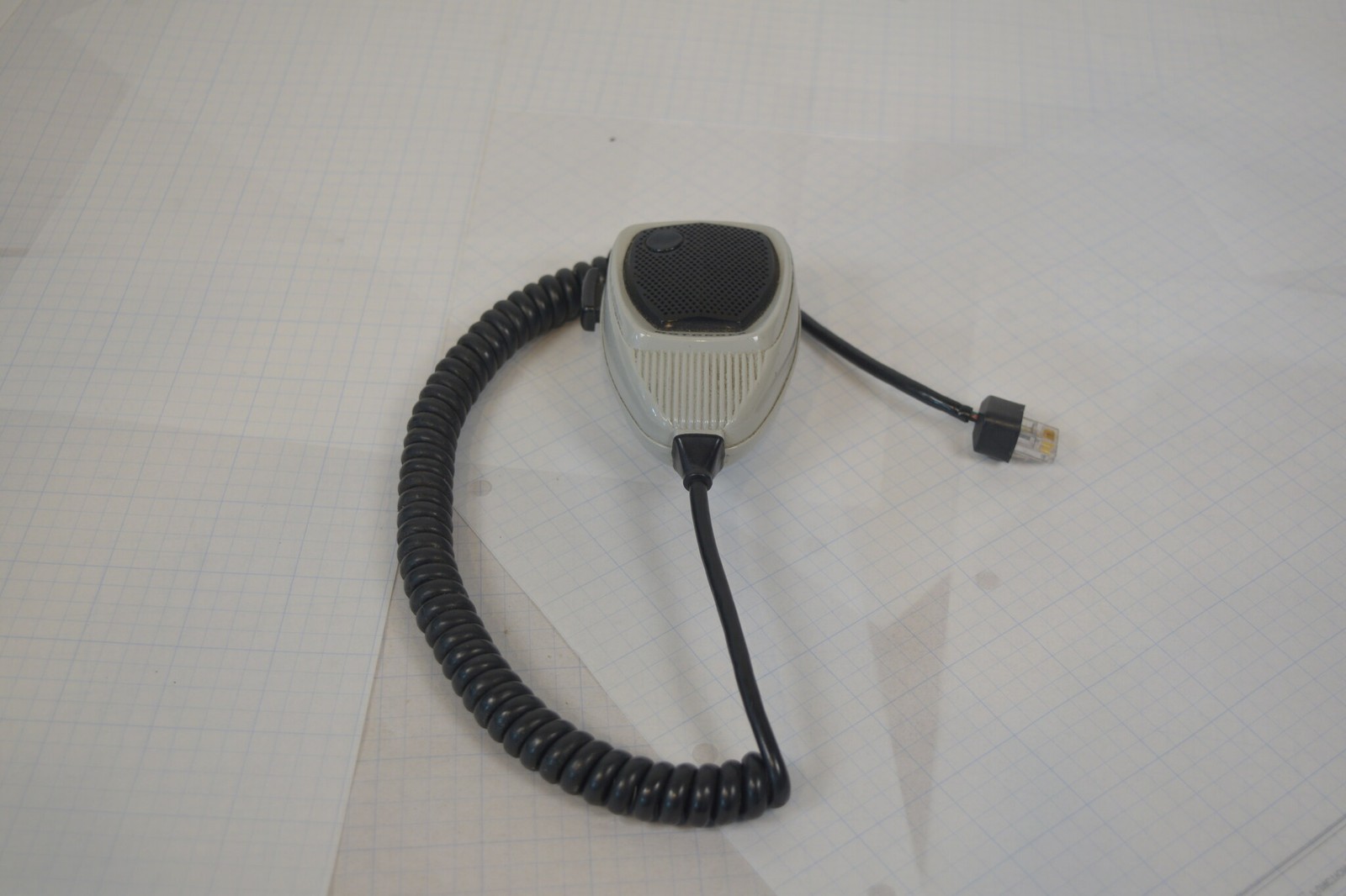 Motorola CDM1550 LS+ UHF 450-512MHz Remote Mount AAM25SKF9DP6AN Head Mic RX OK