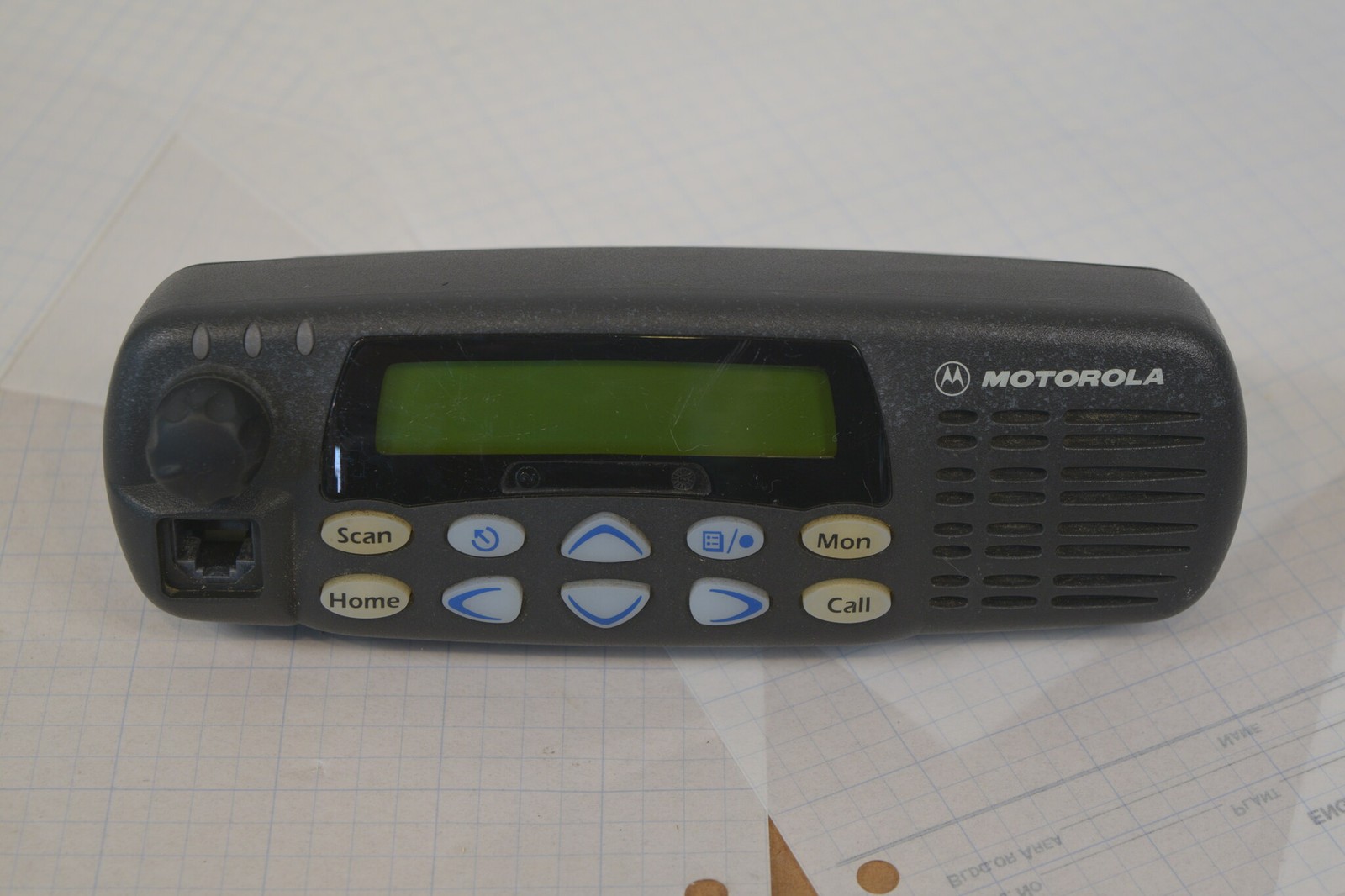 Motorola CDM1550 LS VHF 136-174MHz Remote Mount AAM25KKF9DU6AN Head Mic RX OK
