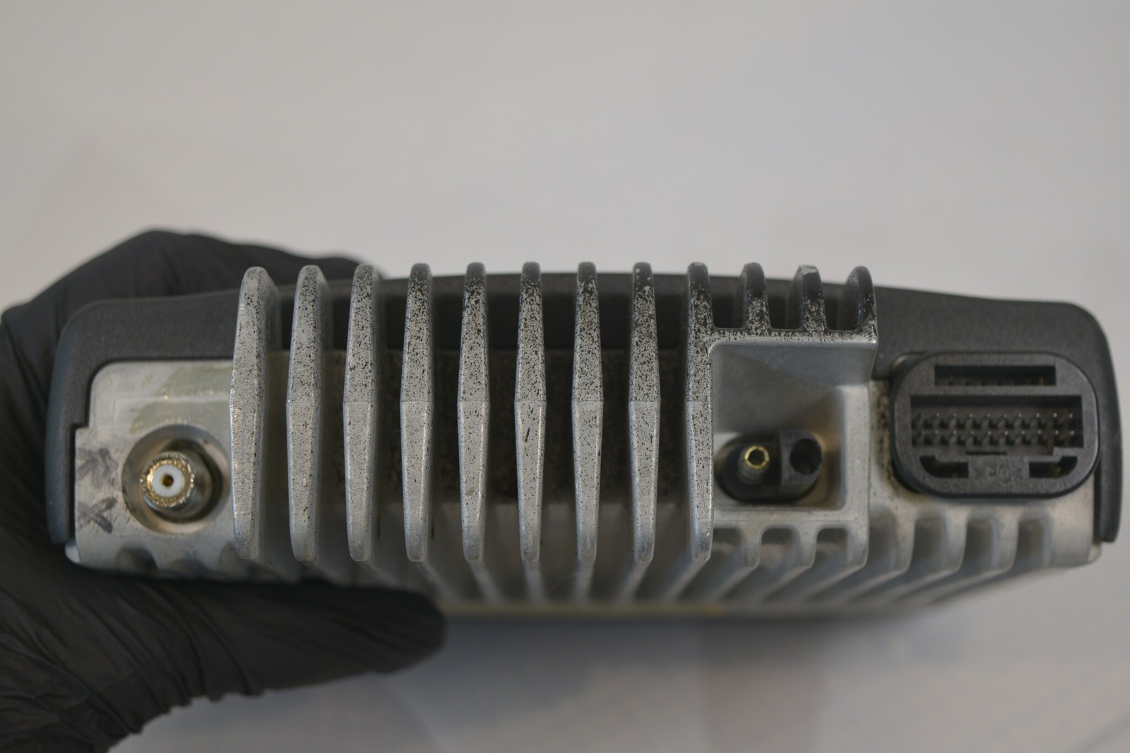 Motorola CDM1550 LS VHF 136-174MHz Remote Mount AAM25KKF9DU6AN Head Mic RX OK