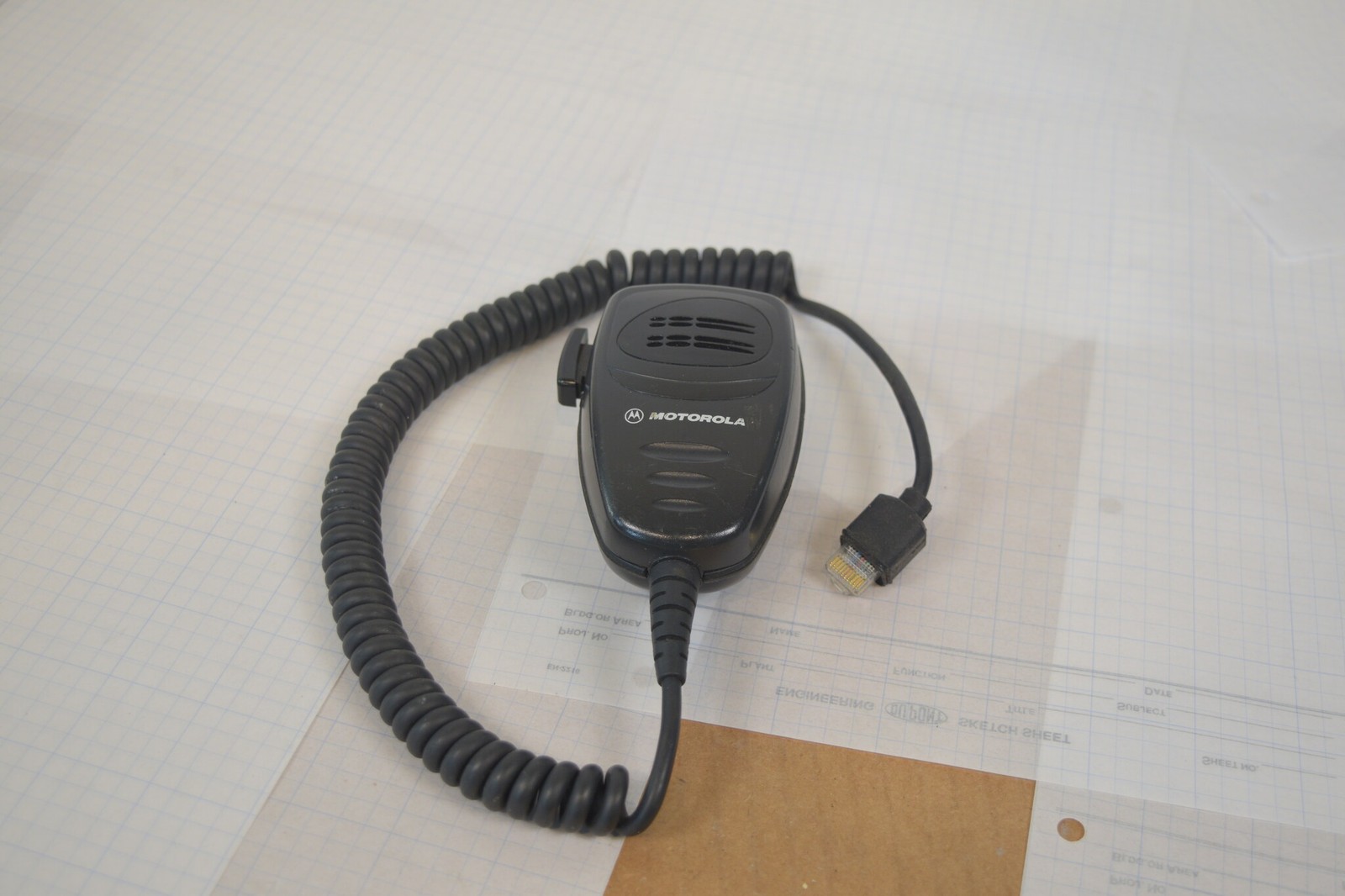 Motorola CDM1550 LS+ UHF 450-512MHz Remote Mount AAM25SKF9DP6AN Head Mic RX OK