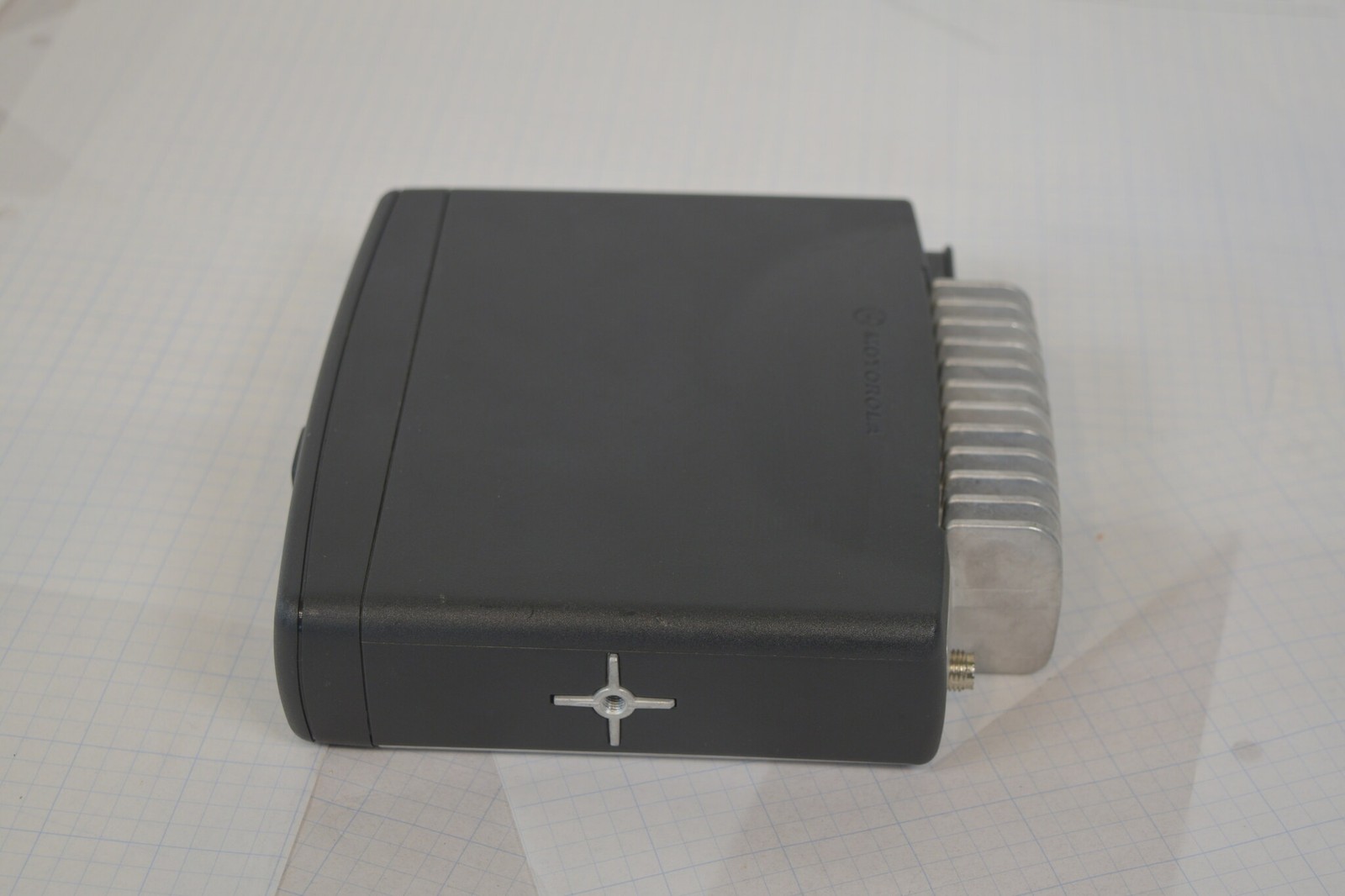 Motorola CDM1550 LS+ VHF 136-174MHz Remote Mount AAM25KKF9DP6AN Head Mic RX OK