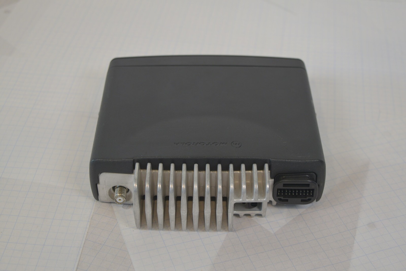 Motorola CDM1550 LS+ VHF 136-174MHz Remote Mount AAM25KKF9DP6AN Head Mic RX OK