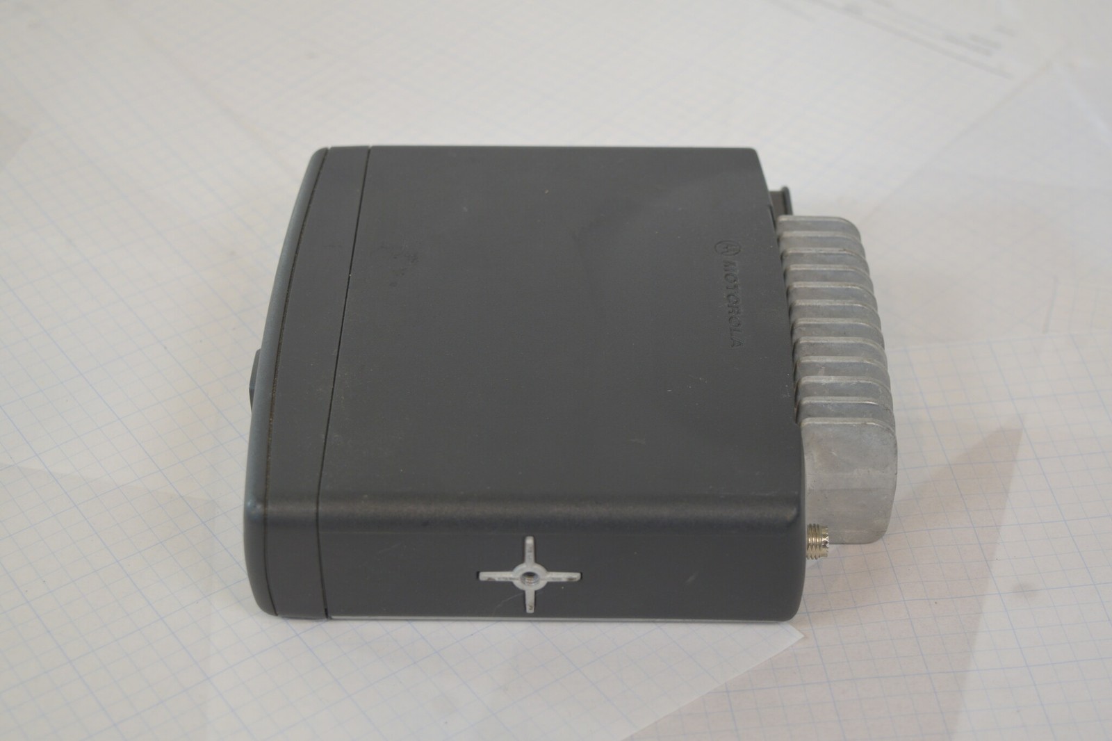 Motorola CDM1550 LS VHF 136-174MHz Remote Mount AAM25KKF9DU6AN Head Mic RX OK