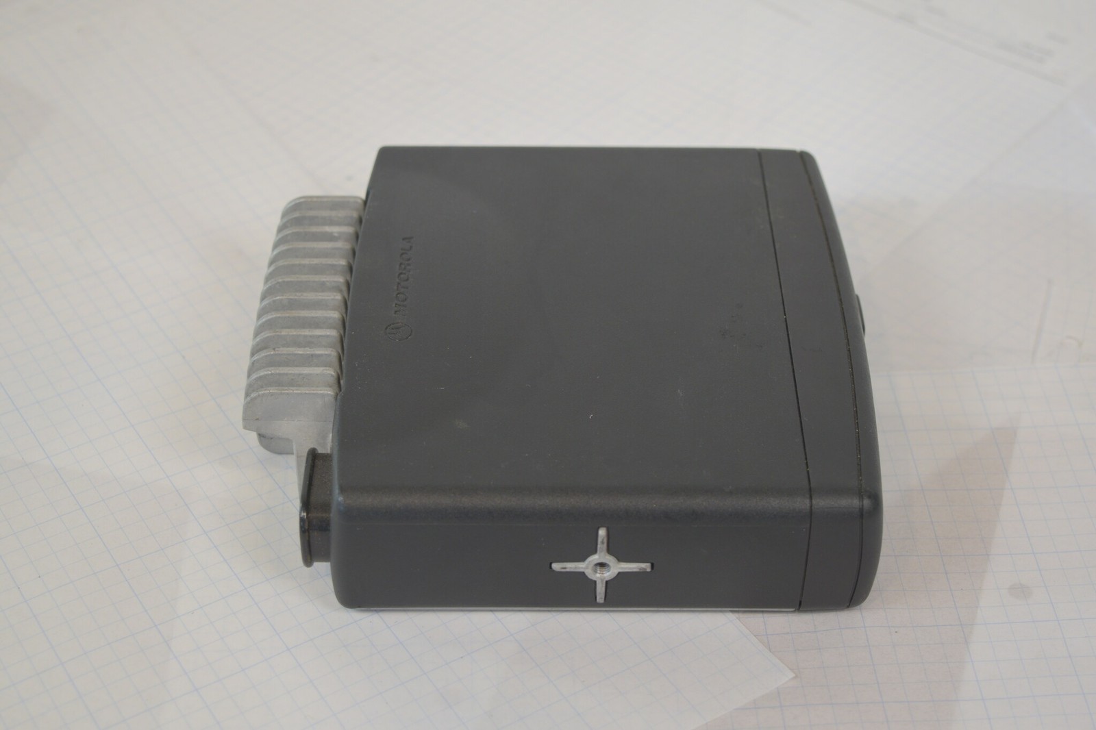 Motorola CDM1550 LS VHF 136-174MHz Remote Mount AAM25KKF9DU6AN Head Mic RX OK