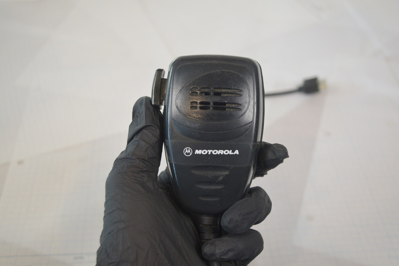 Motorola CDM1550 LS VHF 136-174MHz Remote Mount AAM25KKF9DU6AN Head Mic RX OK