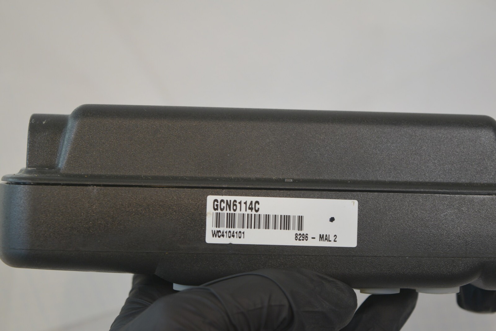 Motorola CDM1550 LS VHF 136-174MHz Remote Mount AAM25KKF9DU6AN Head Mic RX OK
