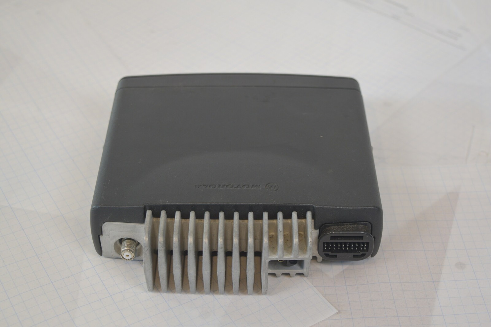 Motorola CDM1550 LS VHF 136-174MHz Remote Mount AAM25KKF9DU6AN Head Mic RX OK