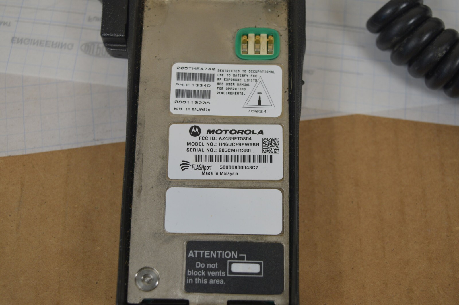 Motorola XTS2500 Model II 700/800 MHz P25 Radio H46UCF9PW6BN + PMMN4051B Mic