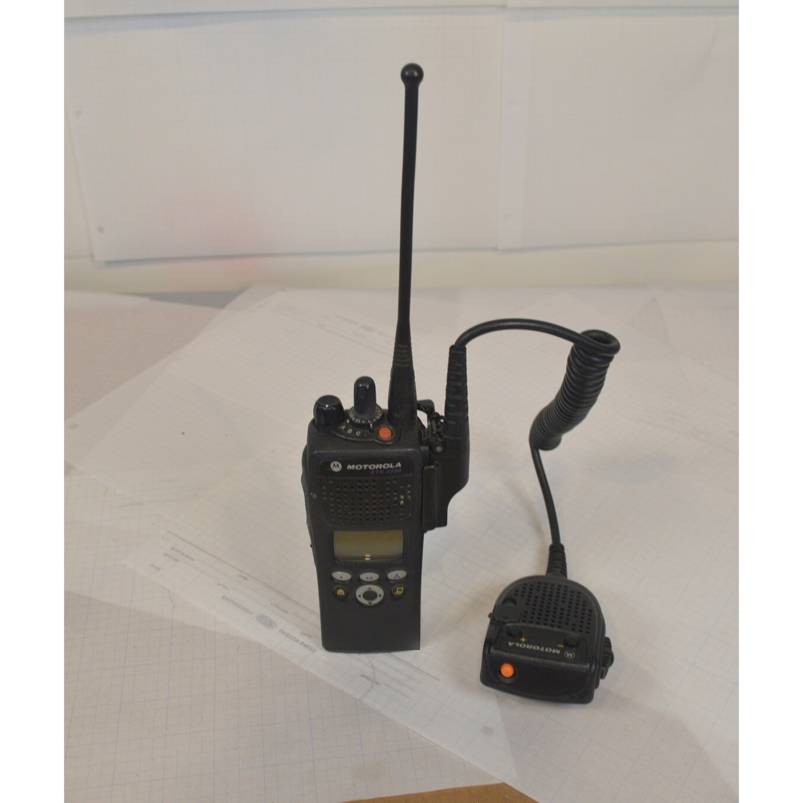 Motorola XTS2500 Model II 700/800 P25 Radio + OEM IMPRES Battery + RMN5038A Mic