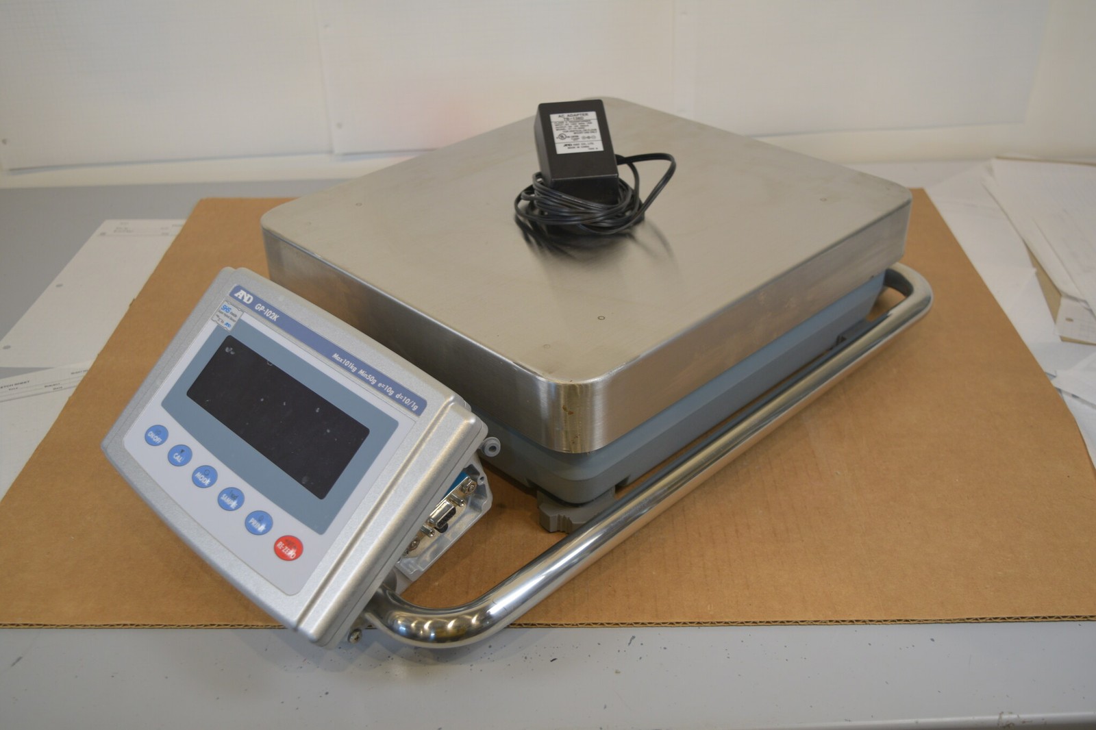 A&D GP-102K High-Capacity Balance 101 kg x 10 g / 61 kg x 1 g Dual Range Tested