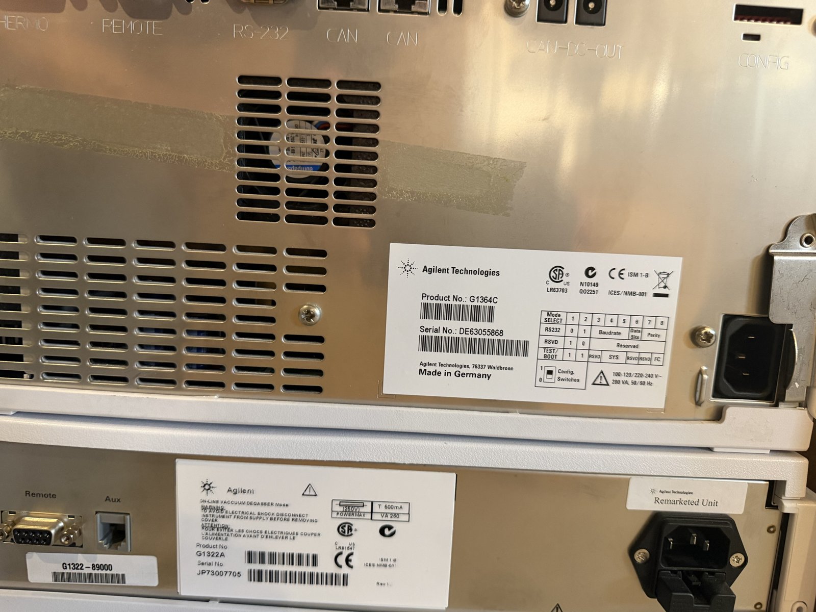 Agilent 1100 Series G1322A 4-Channel Vacuum Degasser - Hose Replaced, Wet-Tested