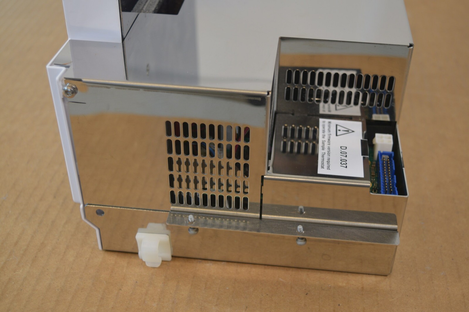 Agilent InfinityLab G7167-60201 Sample Thermostat 1260/1290 II - Untested