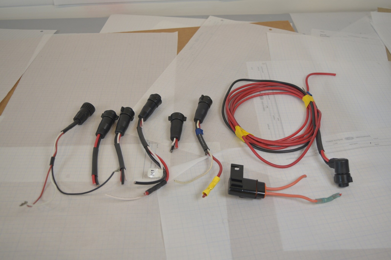 Lot of 6 Harris CU23218 CH-721 Power Pigtails + MAMROS0075 Cable + Fuse Holder