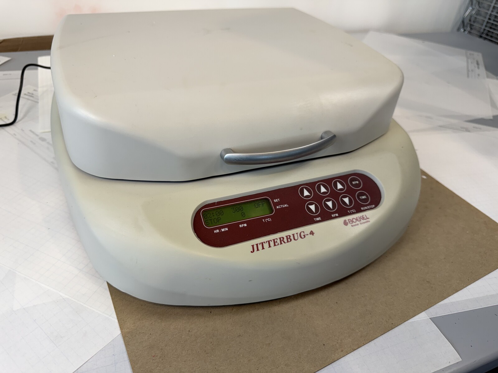 Boekel Scientific 270440 Jitterbug-4 Heated 4-Plate Microplate Shaker Tested