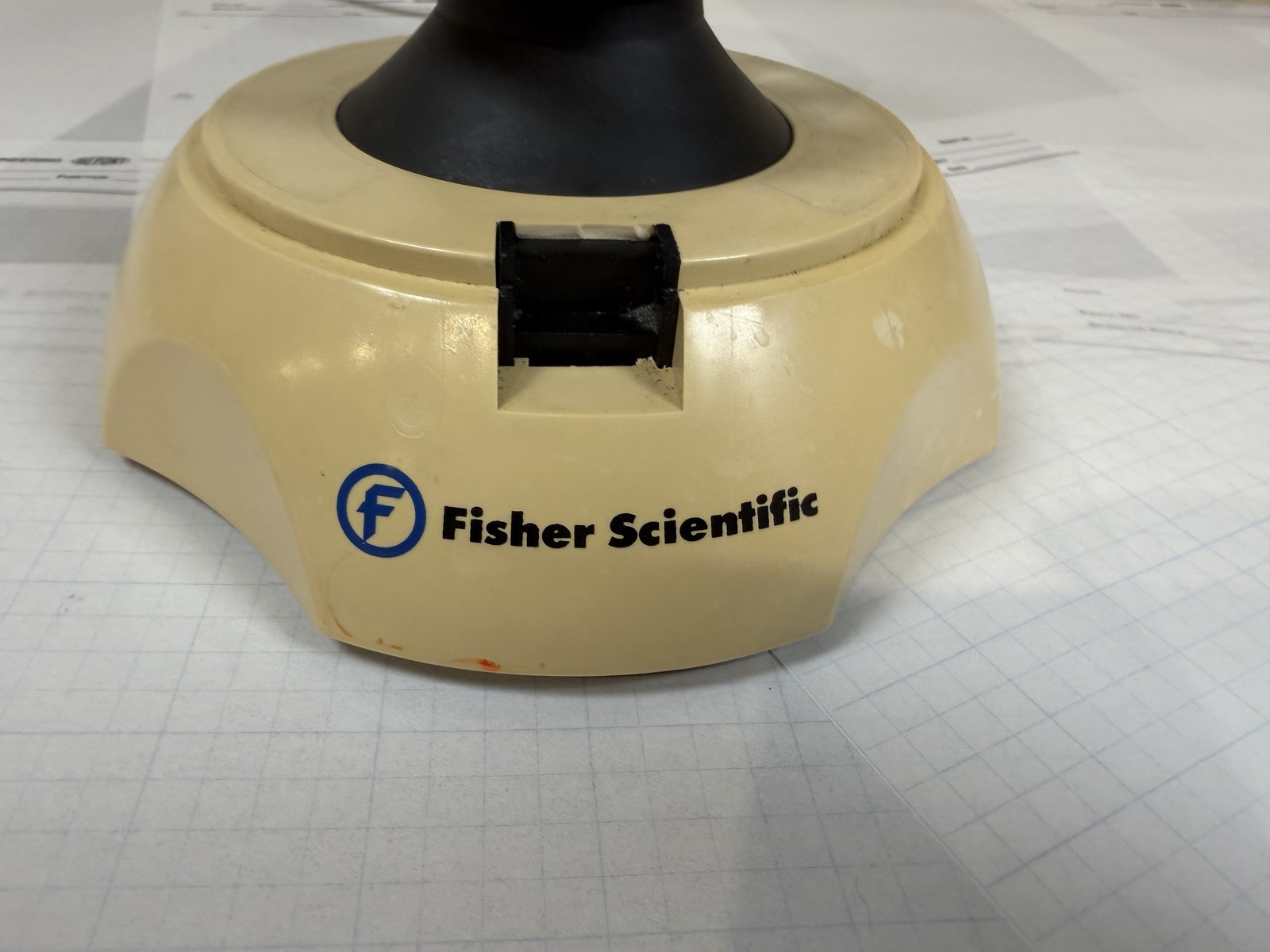 Fisher Scientific Mini Centrifuge 05-090-100 — Spins, Lid Latch Broken (Read)