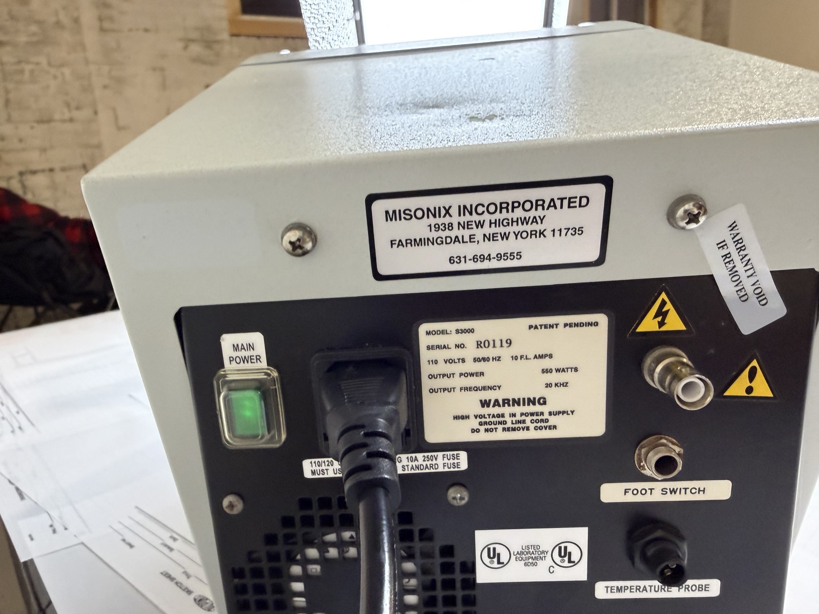 Misonix Sonicator 3000 S3000 Ultrasonic Processor 550W 20kHz — Powers On